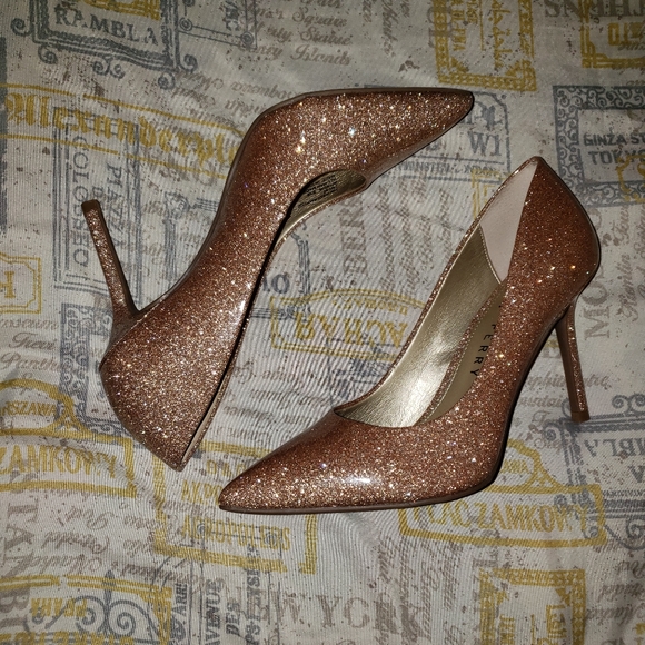 🆕 NWOT Katy Perry The Sissy Gold Glitter Heel - Picture 4 of 7